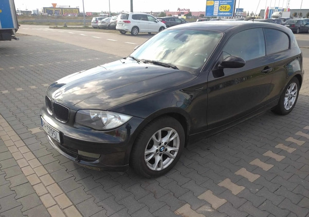 BMW Seria 1 cena 12000 przebieg: 268500, rok produkcji 2009 z Poznań małe 92